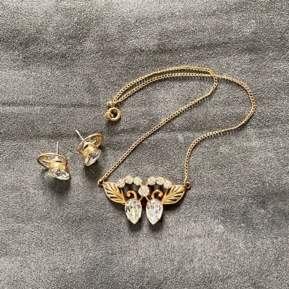 Vintage 14K Gold Filled Necklace & Earring Set - Picture 6 of 7